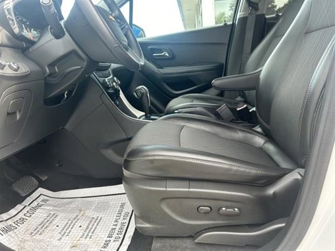 Certified 2022 Chevrolet Trax LT w/ Sport Edition image 26
