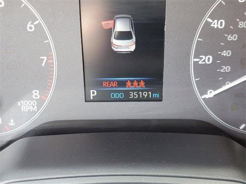 Used 2023 Toyota Corolla LE image 19