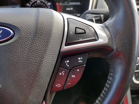 Used 2017 Ford Fusion SE w/ Fusion SE Technology Package image 22