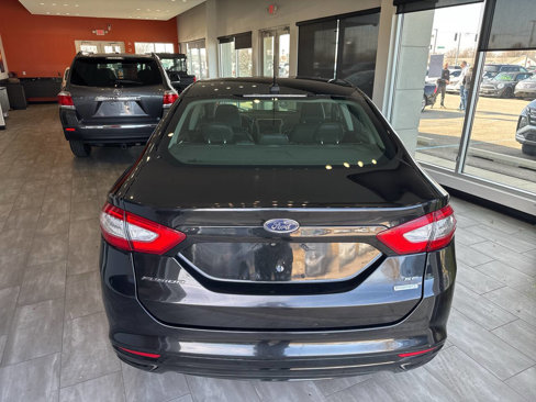 Used 2015 Ford Fusion SE w/ Equipment Group 202A image 11