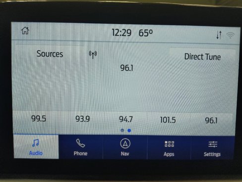 Used 2020 Ford Escape SE image 25