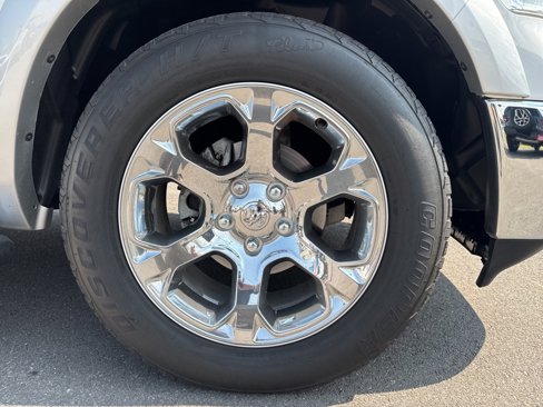 Used 2016 RAM 1500 Laramie image 11