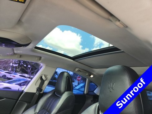 Used 2018 Maserati Levante S GranSport image 5