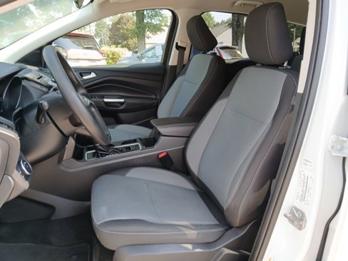 Used 2018 Ford Escape SE image 19