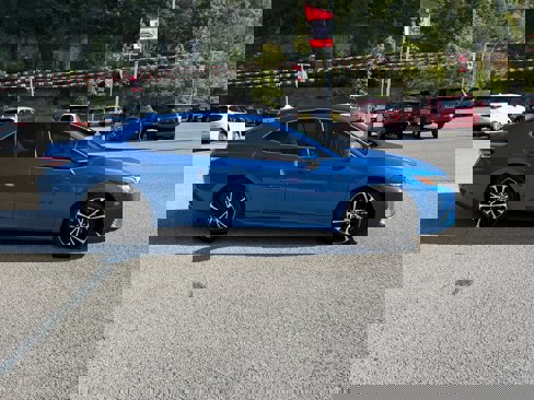 Used 2019 Toyota Camry image 6