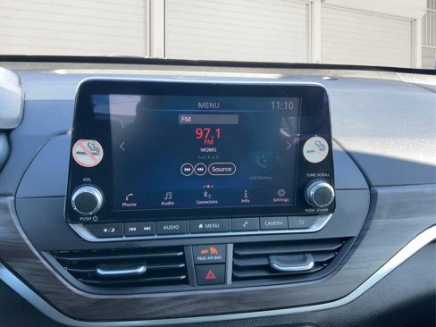Used 2024 Nissan Altima 2.5 SV image 26