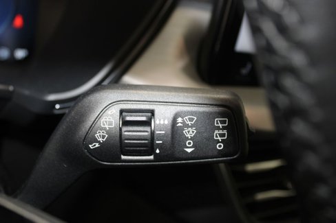 Used 2024 Ford Escape Platinum image 42