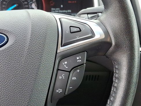 Used 2019 Ford Edge SEL w/ Equipment Group 201A image 18