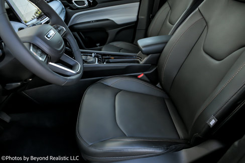 Used 2024 Jeep Compass Limited w/ Elite Group image 27