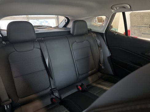 New 2025 Chevrolet Trax LT w/ Driver Confidence Package image 26