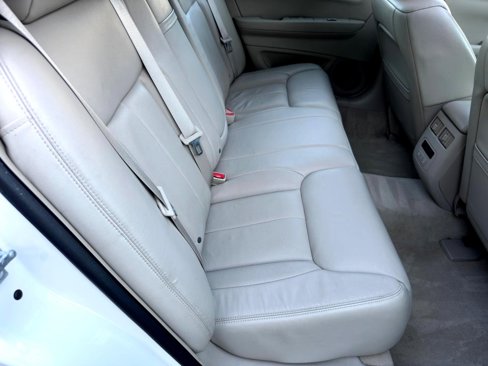 Used 2011 Cadillac DTS Luxury image 16
