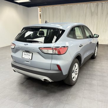 Used 2022 Ford Escape S image 5