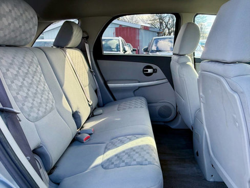 Used 2005 Chevrolet Equinox LT w/ Preferred Equipment Group image 15