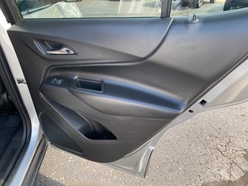 Certified 2020 Chevrolet Equinox LT w/ Driver Convenience Package image 24