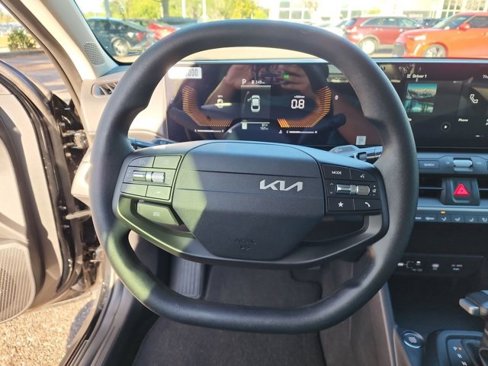 New 2025 Kia K4 LXS image 22