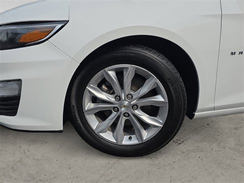 Used 2022 Chevrolet Malibu LT image 14
