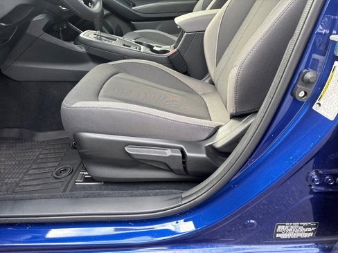 Certified 2025 Subaru Impreza 2.0i image 13