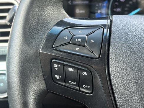 Used 2016 Ford Explorer XLT w/ Equipment Group 202A image 20