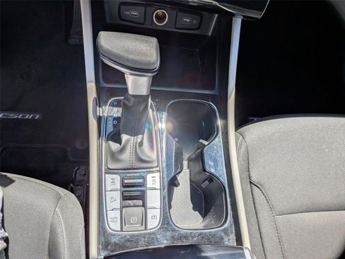 Certified 2022 Hyundai Tucson SE image 25
