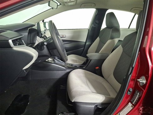 Used 2022 Toyota Corolla LE image 16