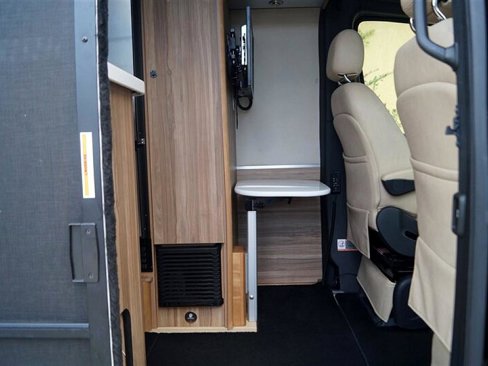 Used 2020 Mercedes-Benz Sprinter 3500 image 10