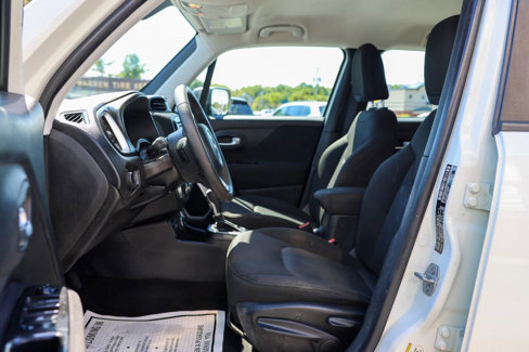 Used 2018 Jeep Renegade Sport w/ Power & Air Group image 15
