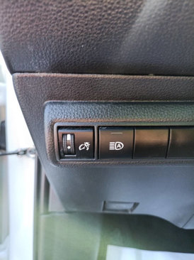 Used 2022 Toyota Corolla LE image 15