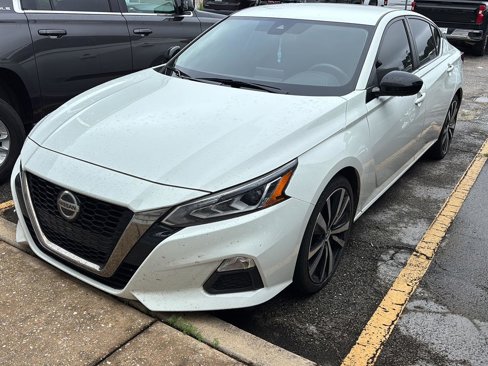 Used 2022 Nissan Altima 2.5 SR image 3
