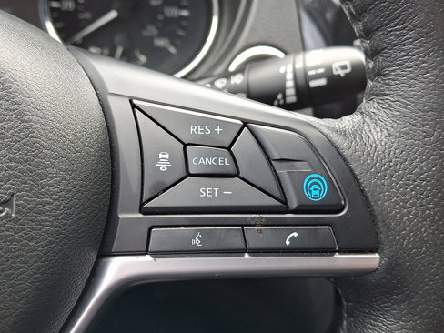 Used 2019 Nissan Rogue SL image 21