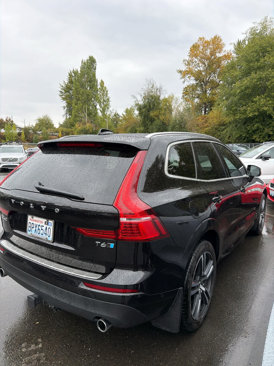 Used 2018 Volvo XC60 T6 Momentum w/ Convenience Package image 2