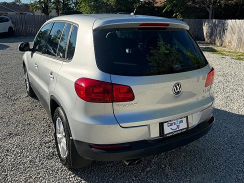 Used 2013 Volkswagen Tiguan S image 4
