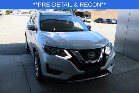 Used 2017 Nissan Rogue SV image 20