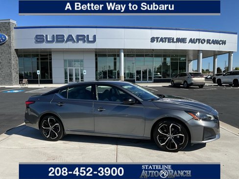 Used 2023 Nissan Altima 2.5 SR image 1