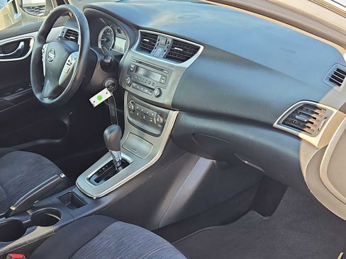 Used 2014 Nissan Sentra SV image 25