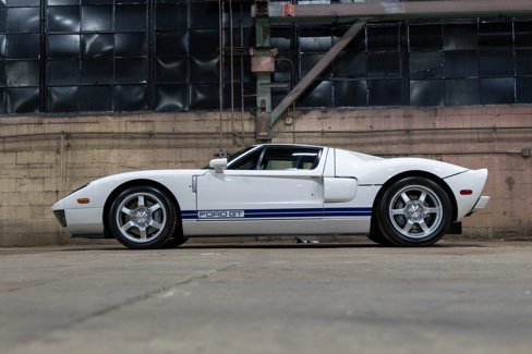 Used 2006 Ford GT image 36
