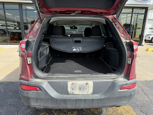 Used 2014 Jeep Cherokee Latitude w/ Comfort/Convenience Group image 5