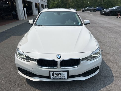 Used 2018 BMW 320i xDrive Sedan w/ Convenience Package image 8