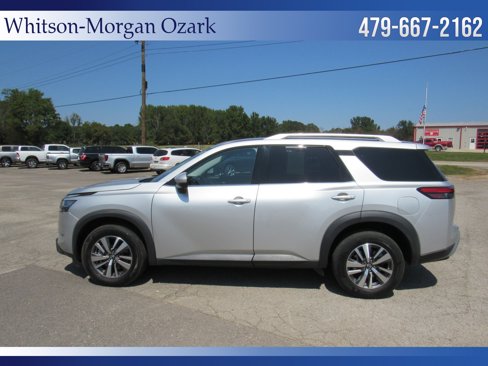Used 2023 Nissan Pathfinder SL image 6