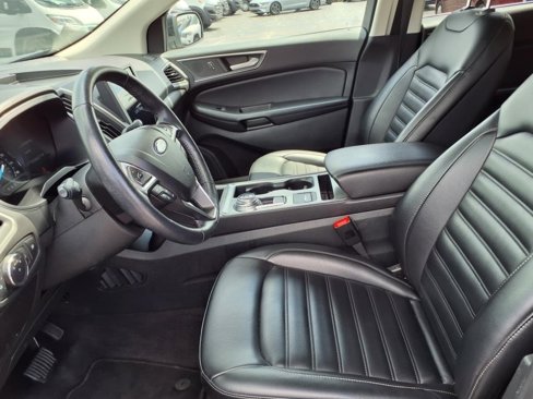 Used 2022 Ford Edge SEL image 9