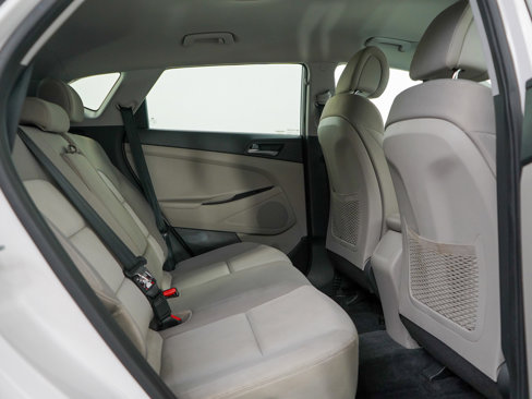 Used 2016 Hyundai Tucson Sport image 11