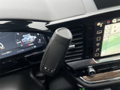 New 2025 GMC Sierra 1500 Elevation image 16