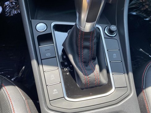 Used 2019 Volkswagen Jetta GLI Autobahn image 19