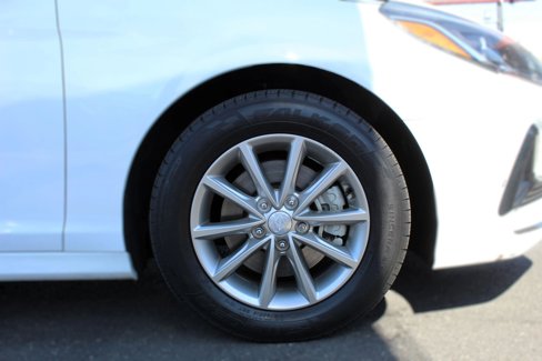 Used 2018 Hyundai Sonata SE w/ Cargo Package image 25
