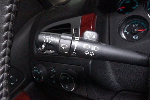 Used 2011 Chevrolet Suburban LTZ image 23