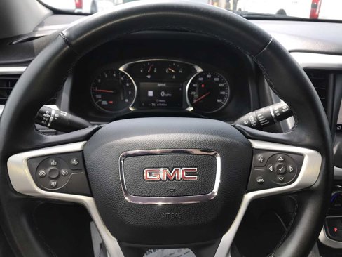 Used 2023 GMC Acadia SLT image 14