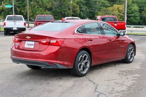 Used 2024 Chevrolet Malibu LT image 3
