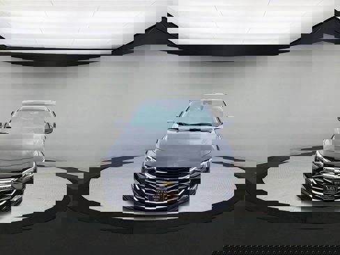 Used 2024 Chevrolet Malibu LT image 3