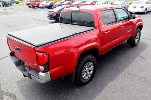 Used 2019 Toyota Tacoma SR5 image 12