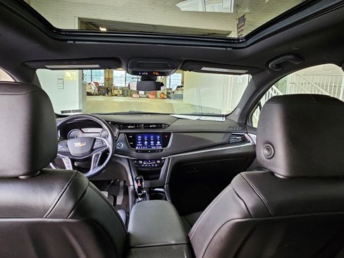 Used 2021 Cadillac XT5 Premium Luxury image 16