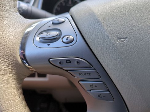 Used 2017 Nissan Murano Platinum image 19